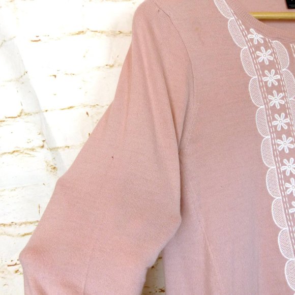 J. Crew Embroidered 100% Merino Wool Sweatshirt Womens S Pink Style A2201 FLAWS - Picture 4 of 14